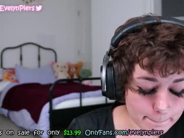 webcam girl evelynpiers live cam image #2494663