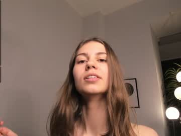 webcam girl junebragga live cam image #2947077