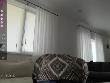 webcam girl mysweethobby live cam image #6041405