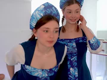 webcam girl floret_joy live cam image #9428442