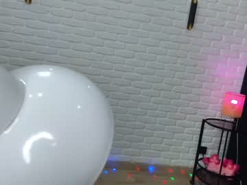 webcam girl flowerbrtsxml live cam image #218728