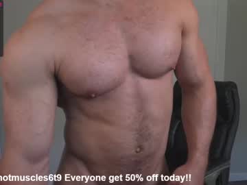 webcam man hotmuscles6t9 live cam image #3121592