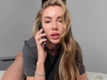 webcam girl misssweettie live cam image #8820810