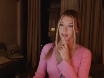 webcam girl bitter_moon live cam image #3306349