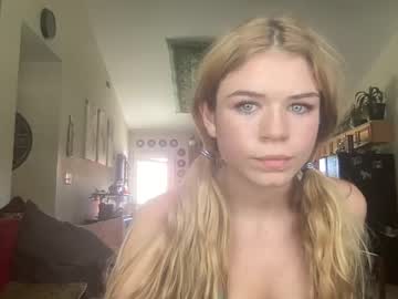 webcam girl yourgirlajay live cam image #3592355