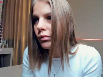 webcam girl erline_may live cam image #9091797