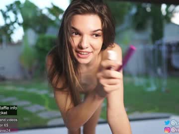 webcam girl loollypop24 live cam image #2386582