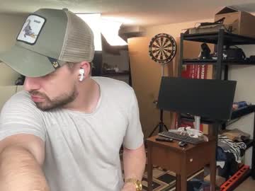 webcam man brad_bounce live cam image #6898011