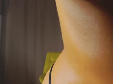 webcam girl loney__tunes live cam image #10439469