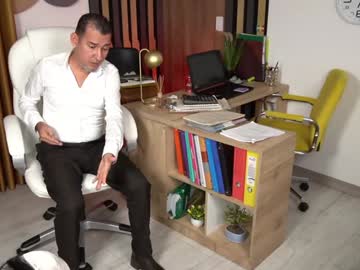 webcam couple secretary_bj live cam image #10371074
