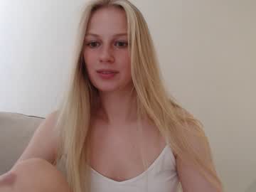 webcam girl magic_couple13 live cam image #2612686