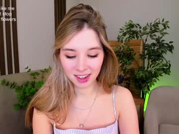 webcam girl milablush live cam image #4852582