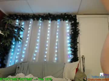 webcam girl aliceriverscam live cam image #2052305
