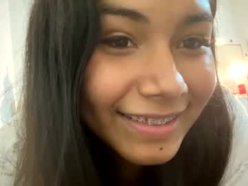 webcam tranny lil_dollss live cam image #3434677