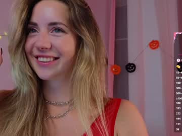 webcam girl emmi_rosee live cam image #10920095