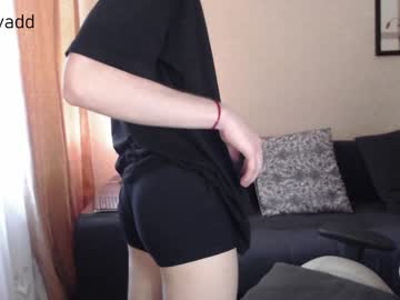 webcam man callmenineoneseven live cam image #3033550