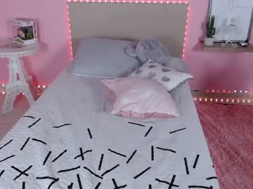 webcam girl little_effy18 live cam image #1565462