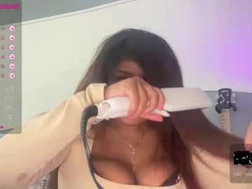 webcam girl blackgurlkitty live cam image #5329827