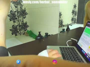 webcam man herbal_sommelier live cam image #2264889
