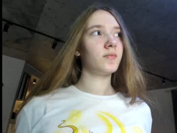 webcam girl mysat live cam image #3200570