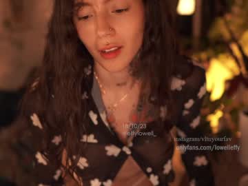 webcam girl effylowell_ live cam image #7395750