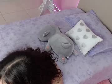 webcam girl little_effy18 live cam image #1381356