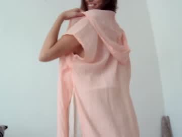 webcam girl itsallaboutenergy___ live cam image #748046
