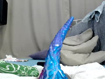 webcam girl cuty_lucy live cam image #11769259