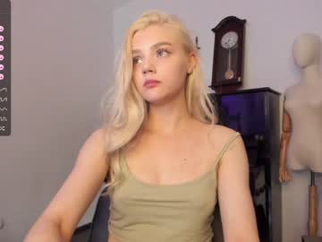 webcam girl allotropp live cam image #7099430