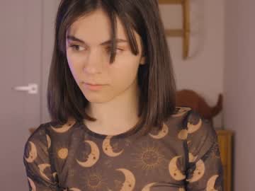 webcam girl meadowthayer live cam image #2444909