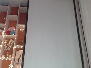 webcam girl hi_teika live cam image #1480505