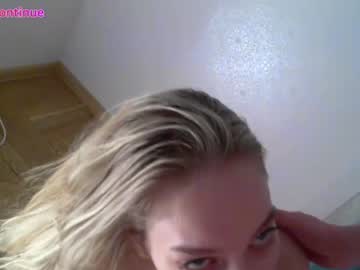 webcam couple peachcreamcouple live cam image #7727387