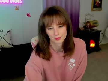webcam girl foxy_gamer live cam image #5000297