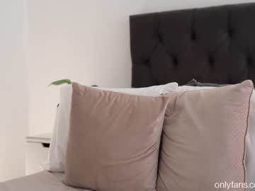 webcam girl naughtysammx live cam image #5128844