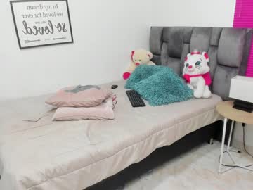 webcam girl abigail_w live cam image #1186603