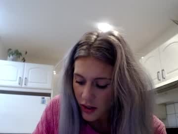 webcam girl bambis_honeypot live cam image #1536617