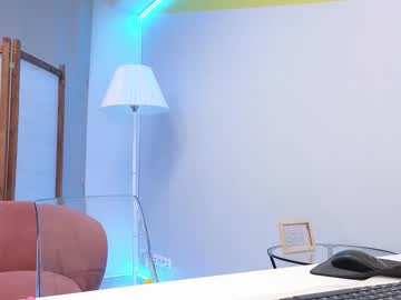 webcam girl lovlybambi live cam image #8717749