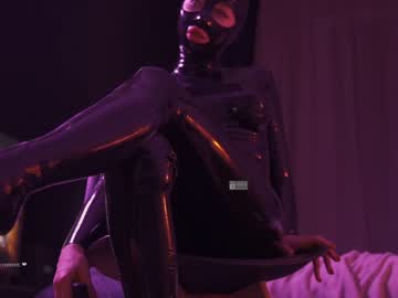 webcam girl bronnica live cam image #7862427