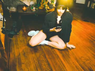 webcam girl ingennui live cam image #4571810