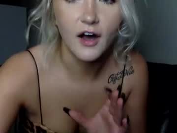 webcam girl cherryluvr86 live cam image #1373219