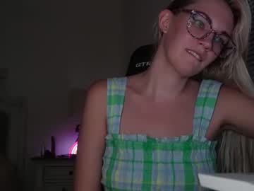 webcam girl x_dreamgirl_x live cam image #7079197