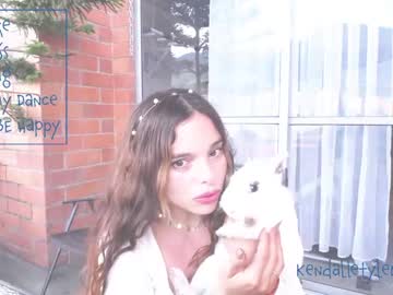 webcam girl kendalltyler live cam image #462726