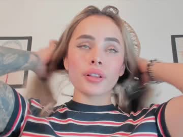 webcam girl antonia_savatto_ live cam image #4476