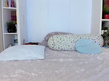 webcam girl mis_eva live cam image #910793
