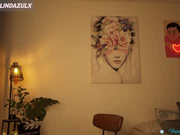 webcam girl lindabluee live cam image #6188676