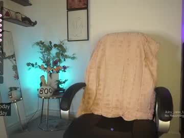 webcam girl juicy_jane_uk live cam image #7334397