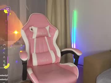 webcam girl lolliruth live cam image #12654390