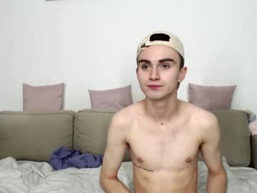 webcam man hrny_boyz live cam image #531268