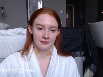 webcam girl dominiquemystique live cam image #1883873