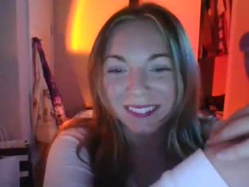 webcam girl serenatomorrowx3 live cam image #8295607
